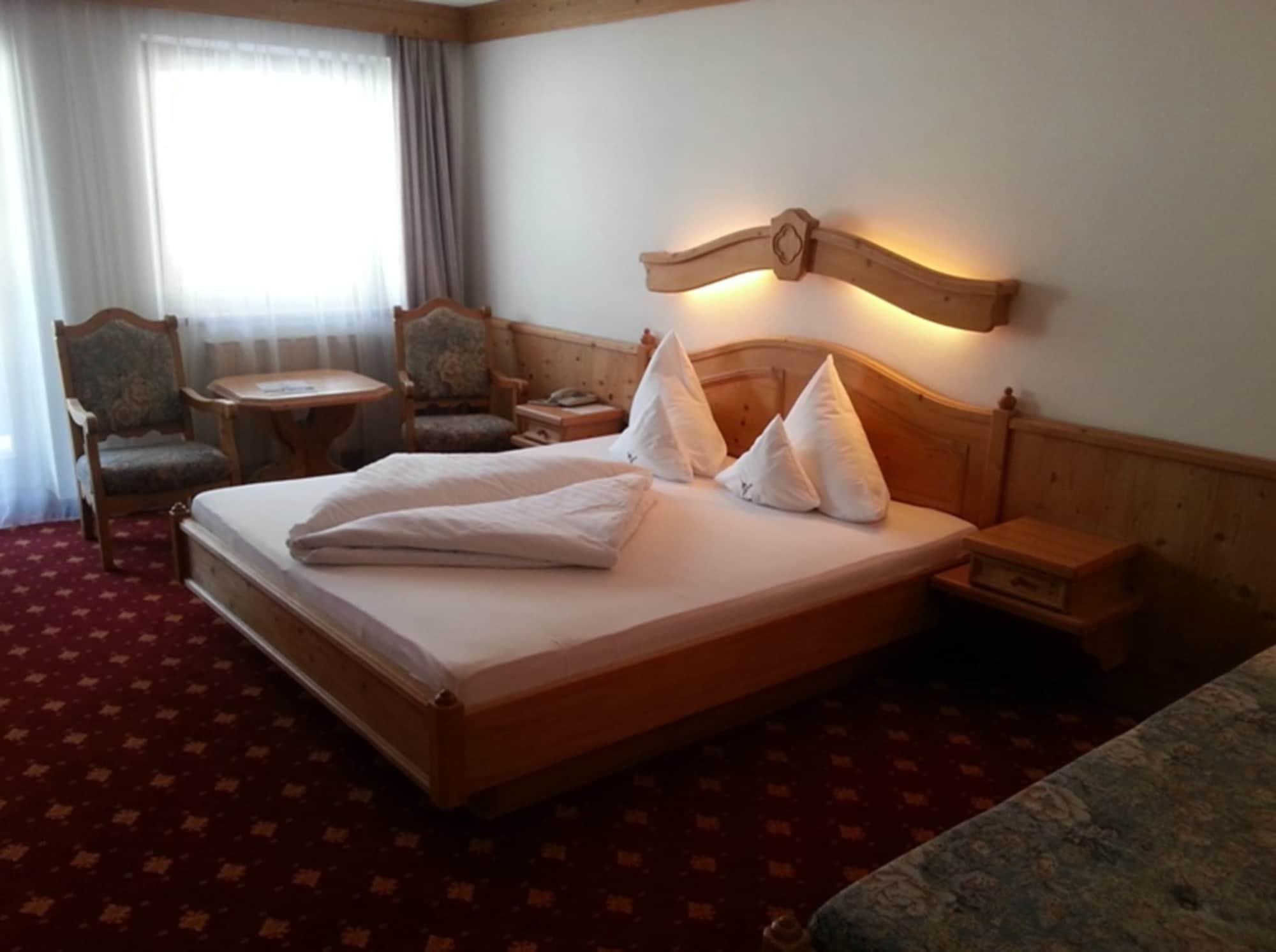Hotel Malerhaus Fügen Dış mekan fotoğraf