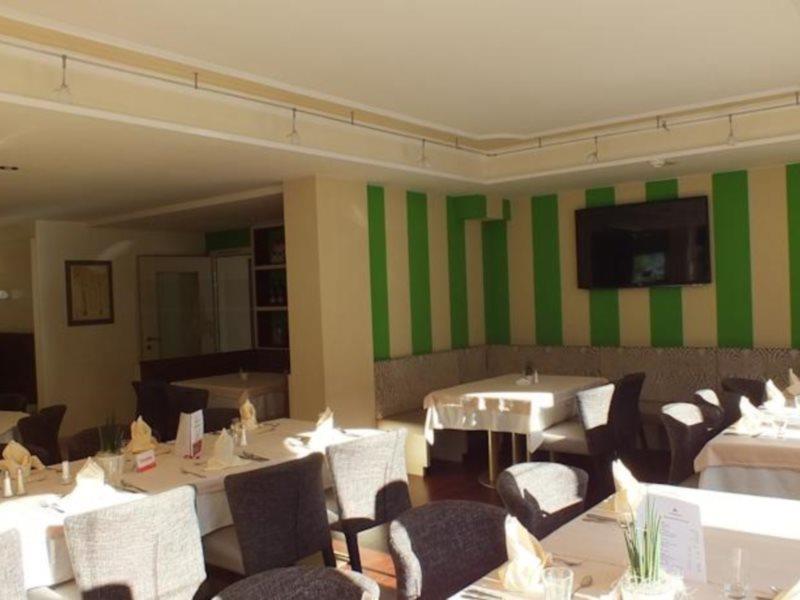 Hotel Malerhaus Fügen Dış mekan fotoğraf