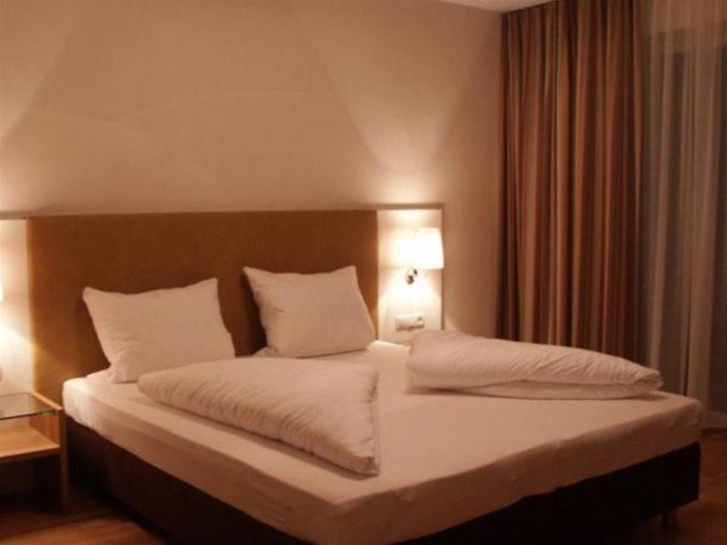 Hotel Malerhaus Fügen Dış mekan fotoğraf